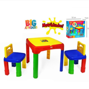 Mesa De Atividades Grande Com 2 Cadeiras