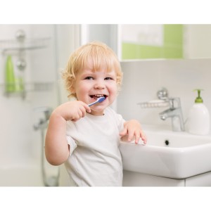 Escova De Dente Infantil Com Capa +1 Ano 1 Unidade-HC579-21945